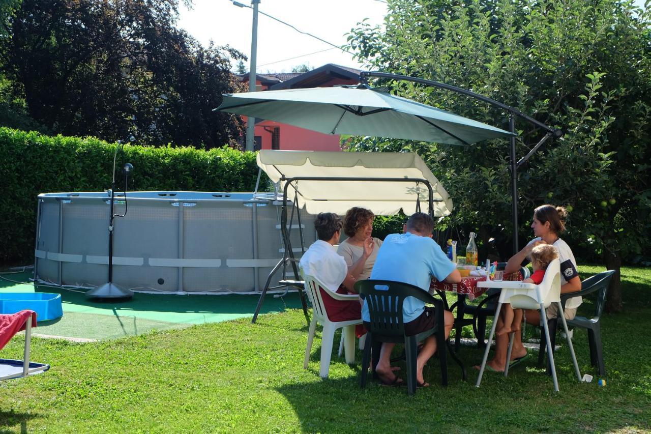 Aria Di Casa B&B Cantù Eksteriør bilde