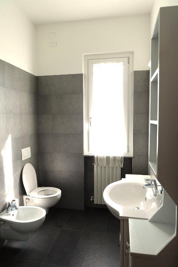 Aria Di Casa B&B Cantù Eksteriør bilde