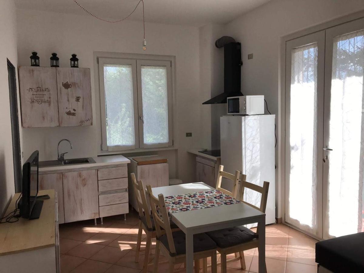 Aria Di Casa B&B Cantù Eksteriør bilde