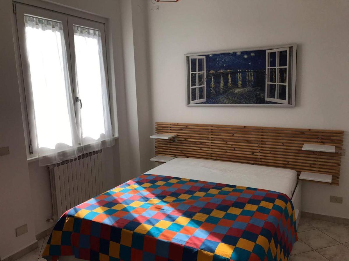 Aria Di Casa B&B Cantù Eksteriør bilde