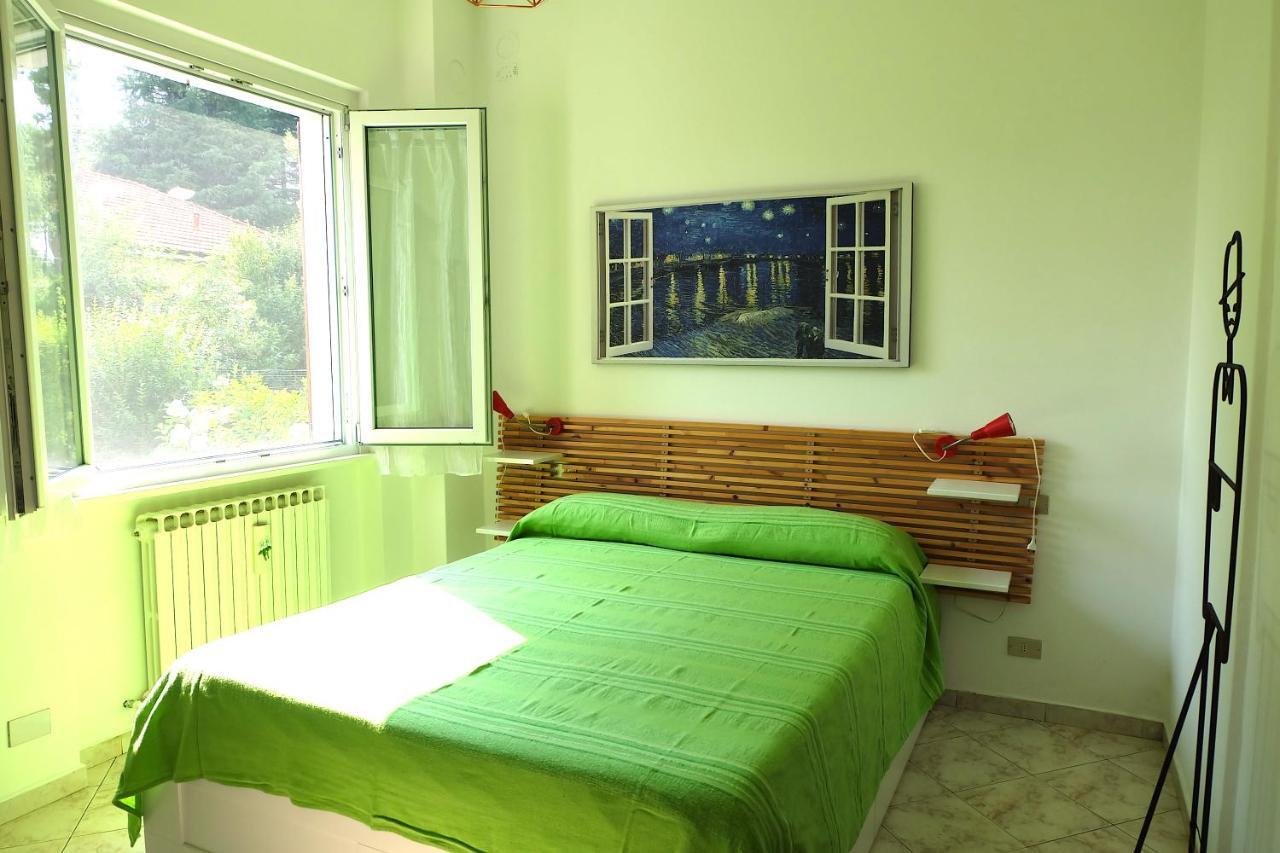 Aria Di Casa B&B Cantù Eksteriør bilde