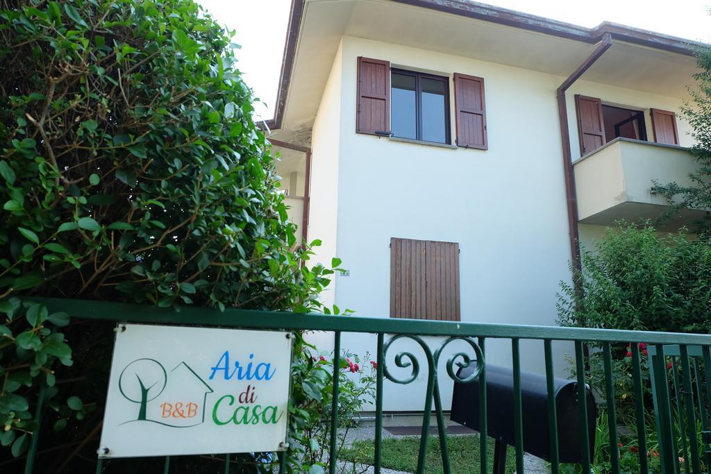 Aria Di Casa B&B Cantù Eksteriør bilde