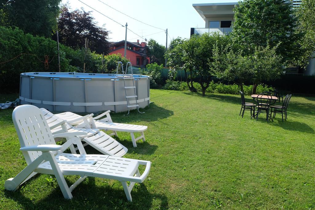 Aria Di Casa B&B Cantù Eksteriør bilde